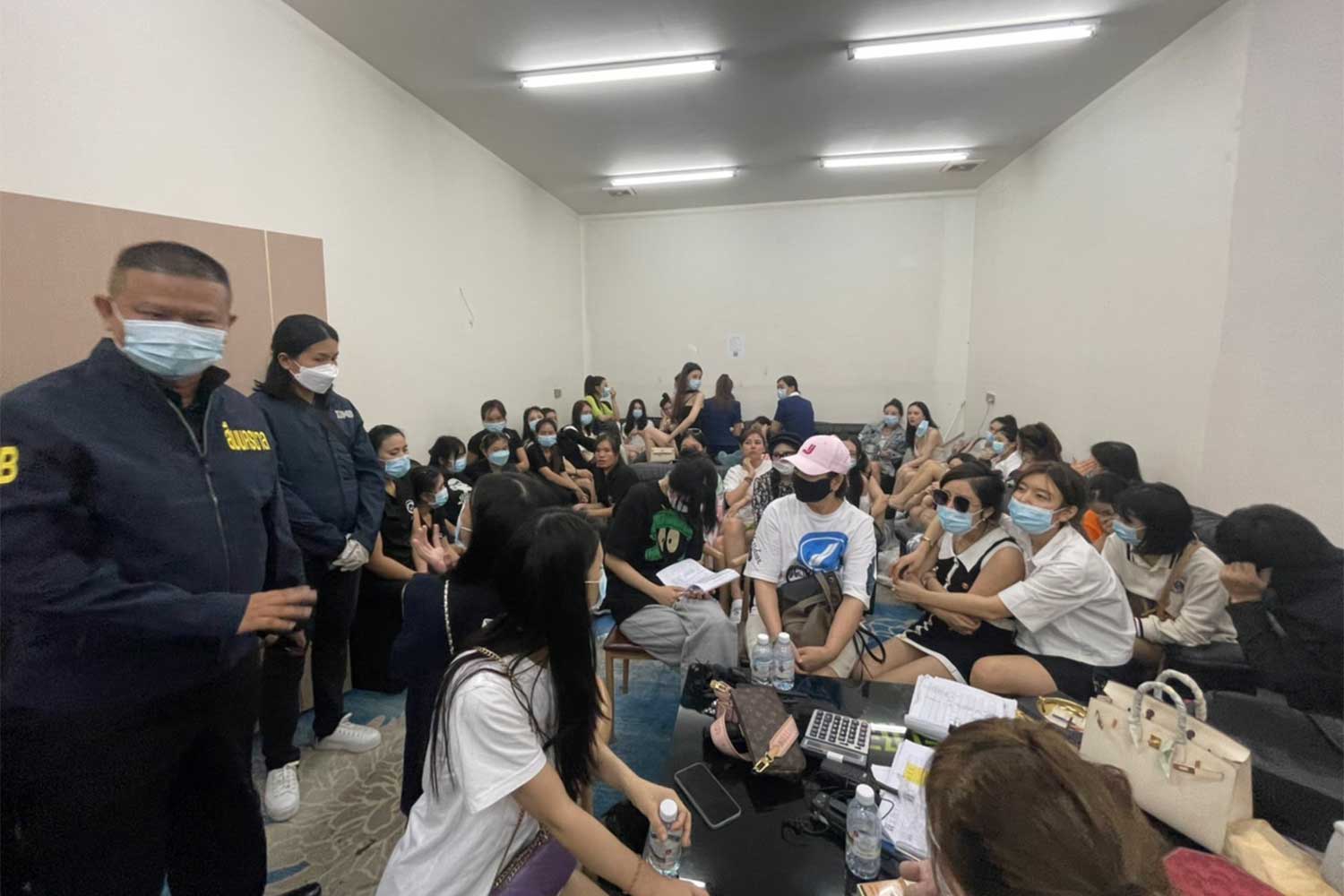 Bangkok police arrested hundreds of Chinese citizens at a raid on a drug party in the Sathorn area early this morning. The police busted a total of 266 people at a karaoke venue on Charoen Rat Road. 237 of the busted partiers were Chinese nationals, including 111 men and 126 women.The police reportedly found several kinds of drugs including ketamine, nimetazepam, and “happy water,” a drug cocktail containing MDMA, methamphetamine, diazepam, and ketamine, Nation Thailand reported.After the group was drug tested, 104 people were found to have drugs in their system, and 99 of the party-goers with drugs found in their system were Chinese nationals, Khaosod reported.Those arrested were charged with drug usage and working in an entertainment venue without a permit. Officers also confiscated over 30 luxury cars, while the building’s owner was being tracked down for questioning. The police were also investigating if the cars were linked to known drug rings.